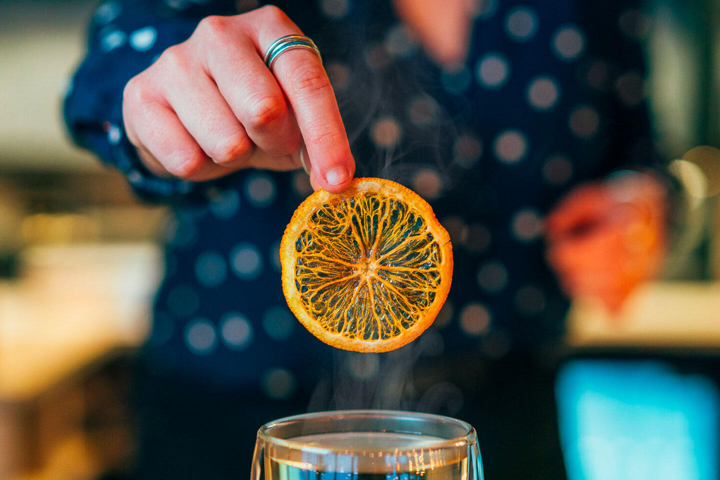 Hot gin and tonic with a slice of orange