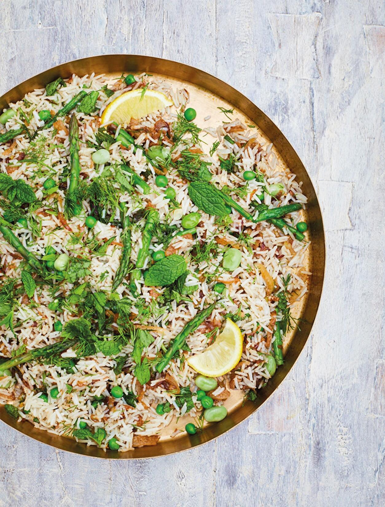 A dish of spring pilau, asparagus, fennel and pea