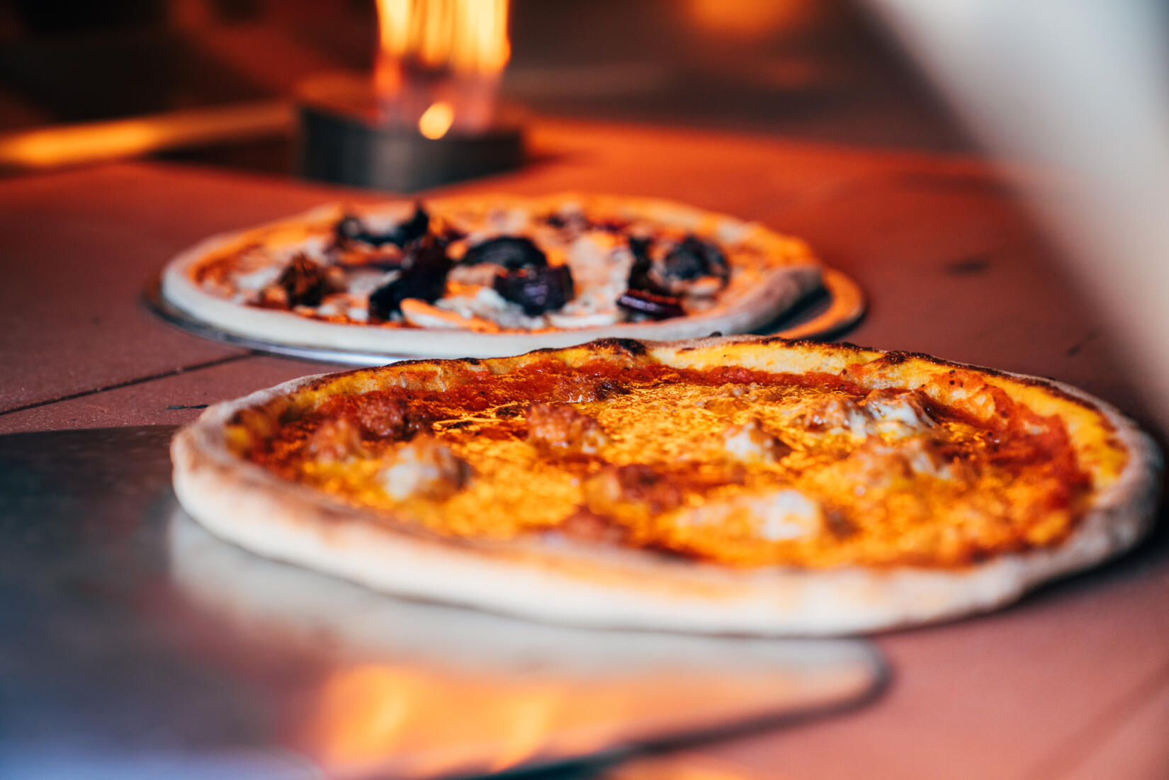 The Cabin pizza